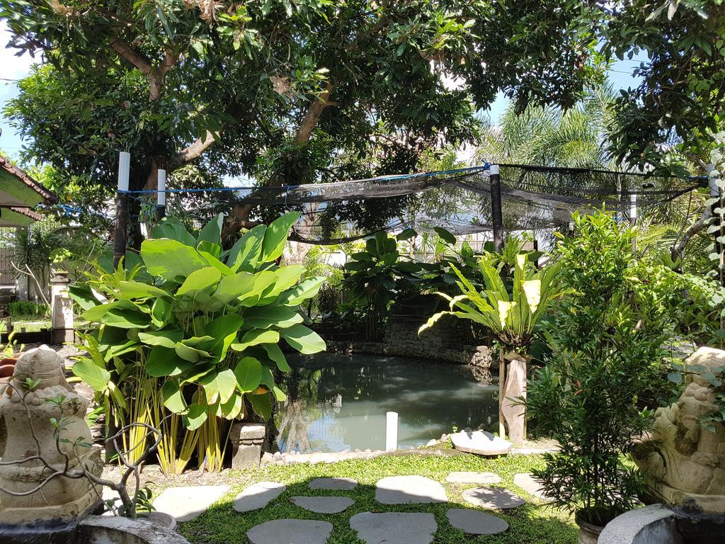 Villa Bale Seni Mataram Buitenkant foto